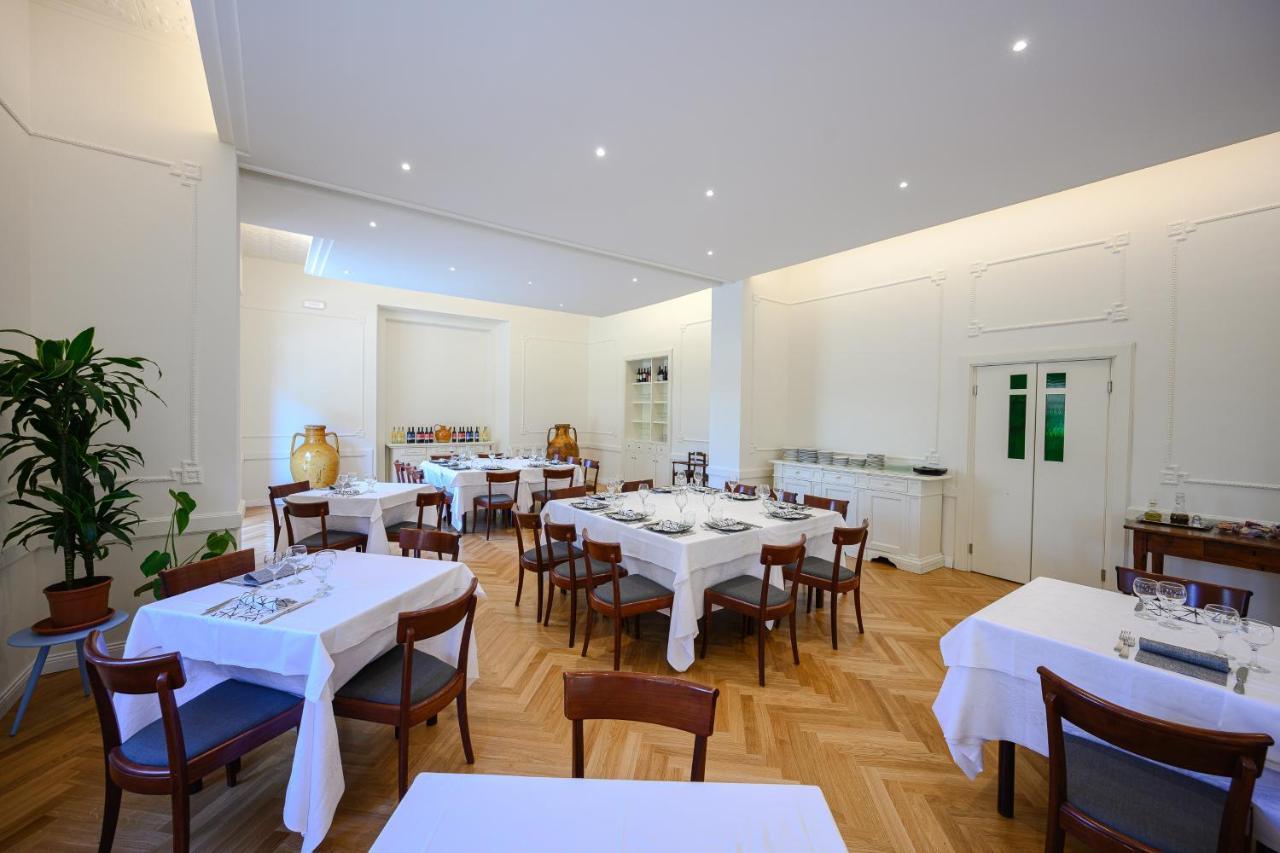 Hotel Moderno Assise Extérieur photo