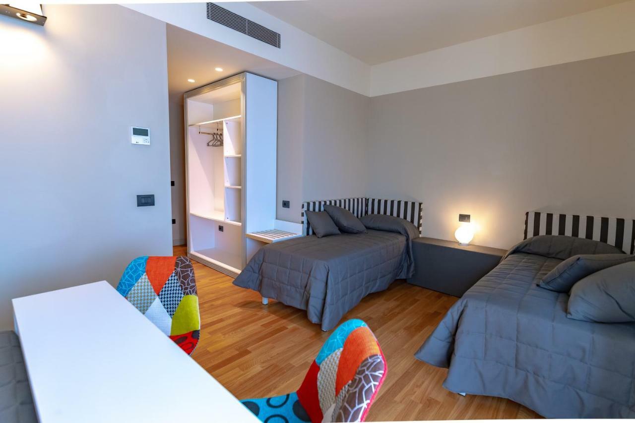 Hotel Moderno Assise Extérieur photo