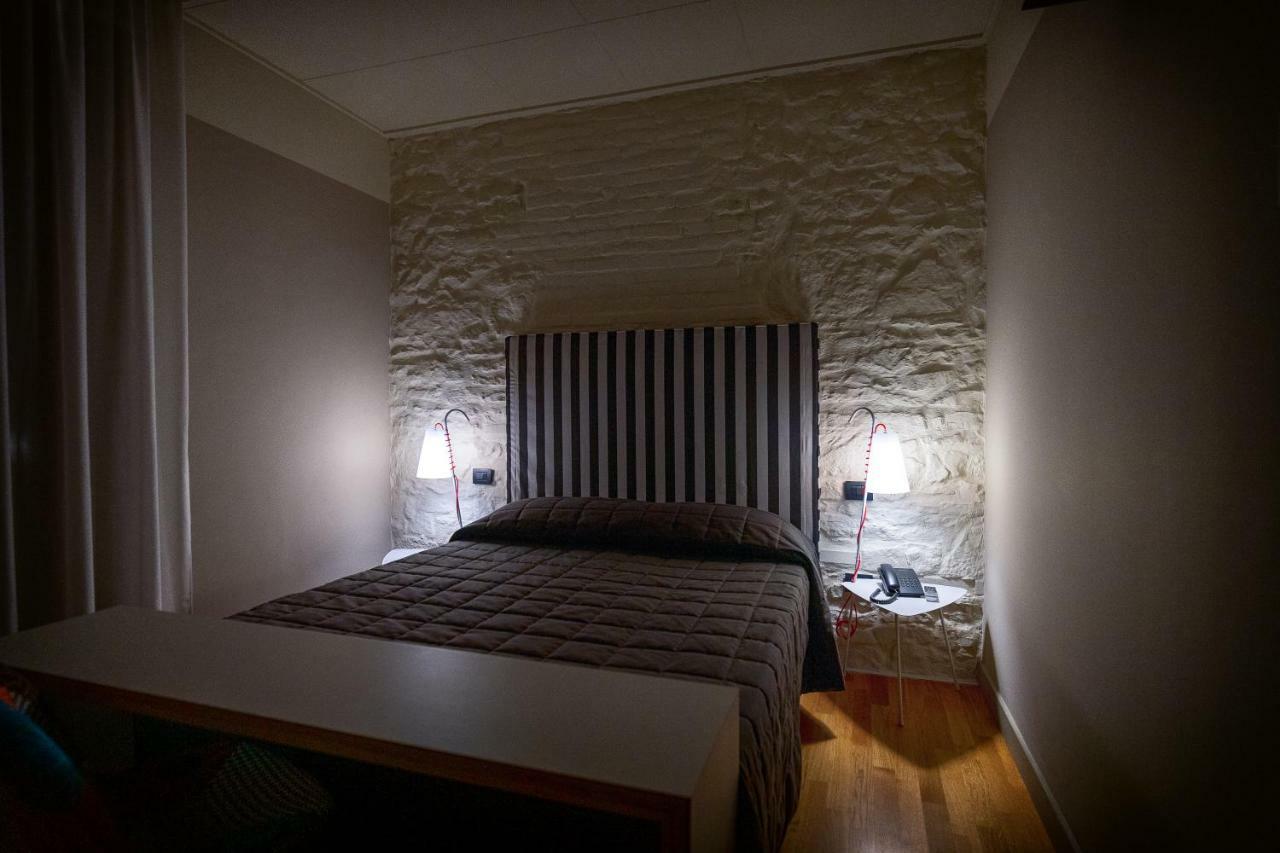 Hotel Moderno Assise Extérieur photo